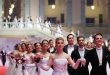 حفل خيري راقص لبنات الطبقة الأكثر ثراء في روسي