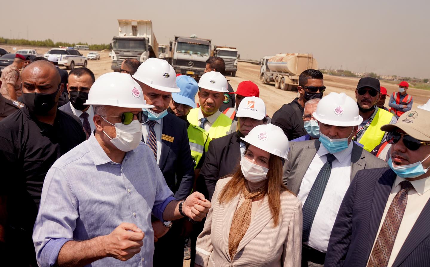 الكاظمي منتقداً مداخل بغداد: لا تليق بالعاصمة ومكانتها