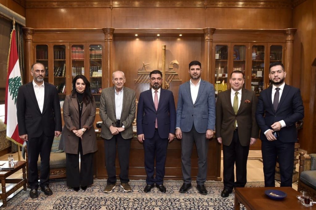 3d7ebd90 ef8a 4c04 a1ba 6e7ee0f2ec31 1