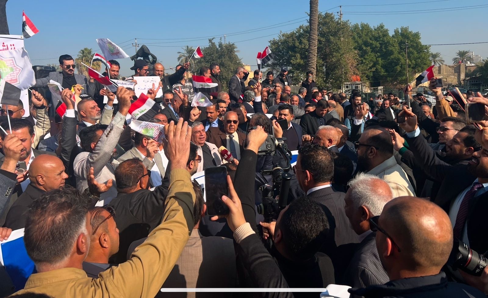 64a74973 a003 48d9 87fc 70da70a3afbb 1