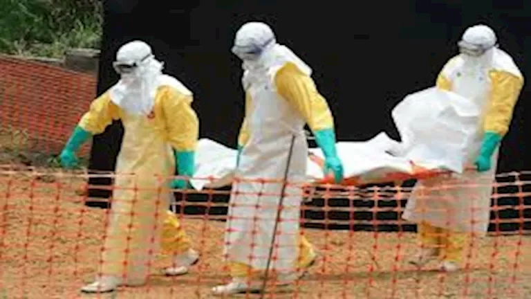 أمريكا تفرض قيوداً على دخول القادمين من 3 دول أفريقية بسبب إيبولا 1 أمريكا تفرض قيوداً على دخول القادمين من 3 دول أفريقية بسبب إيبولا