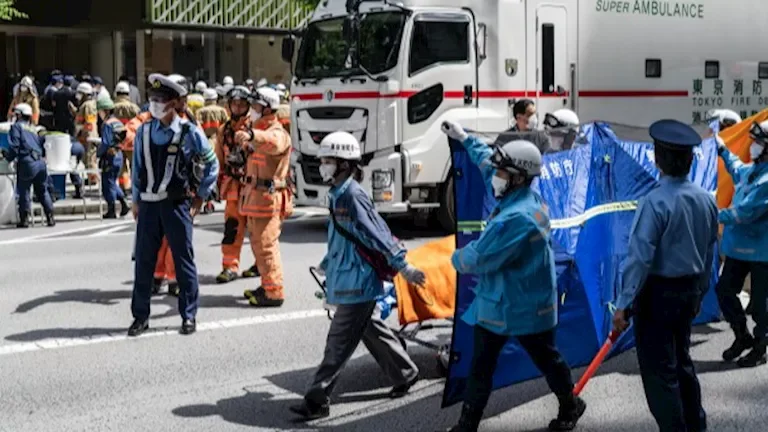 إصابة 20 شخصًا في طوكيو نتيجة رش مادة مجهولة وسط إجراءات أمنية مشددة
