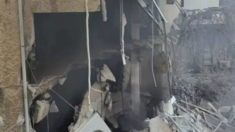 إصابة أمريكيين وتدمير طائرتين في هجوم إيراني على قاعدة بالكويت