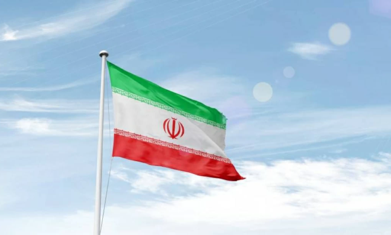 إيران تُنشئ هيئة لإدارة مضيق هرمز وتخطط لفرض رسوم على السفن