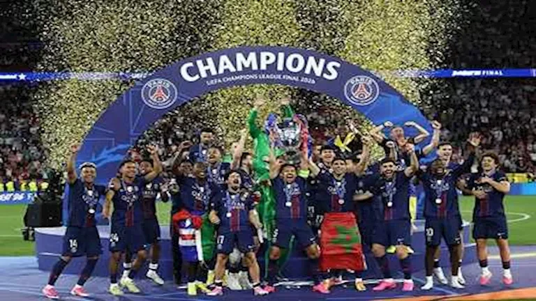 احتفالات باريس سان جيرمان بالتتويج بدوري الأبطال: 10 صور مميزة