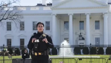 انتشار أمني مكثف حول البيت الأبيض بعد حادثة إطلاق النار 3 انتشار أمني مكثف حول البيت الأبيض بعد حادثة إطلاق النار