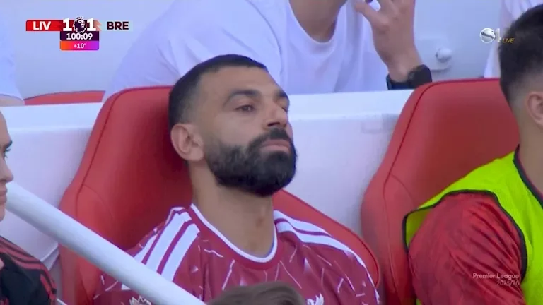 بكاء ورسالة خاصة وممر شرفي في وداع محمد صلاح مع ليفربول