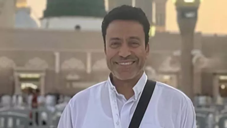 درة وأحمد حاتم ومحمد هنيدي وتامر عاشور يؤدون مناسك الحج في مكة