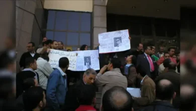 "زوجة وأم منذ 45 عاماً، ولكنها لا تزال عزباء رسمياً" 2 "زوجة وأم منذ 45 عاماً، ولكنها لا تزال عزباء رسمياً"