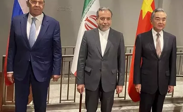 زيارة بوتين إلى بكين: أبرز القضايا في مباحثاته مع الرئيس الصيني 1 زيارة بوتين إلى بكين: أبرز القضايا في مباحثاته مع الرئيس الصيني