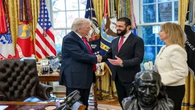 سوريا: الشرع يدعو ترامب لرفع العقوبات لتعزيز تعافي الاقتصاد 4 سوريا: الشرع يدعو ترامب لرفع العقوبات لتعزيز تعافي الاقتصاد
