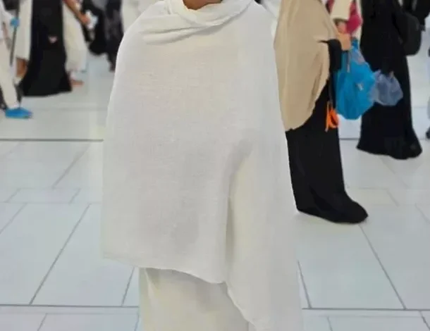 عمدة لندن يؤدي مناسك الحج ويؤكد: كلنا متساوون أمام الله من مكة 1 عمدة لندن يؤدي مناسك الحج ويؤكد: كلنا متساوون أمام الله من مكة