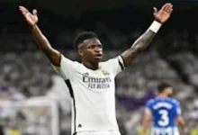 فينيسيوس يتحدث عن مبابي ويؤكد موقفه من تجديد عقده مع ريال مدريد