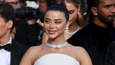 يارا السكري تتألق بإطلالة ملكية بيضاء في مهرجان كان 2023