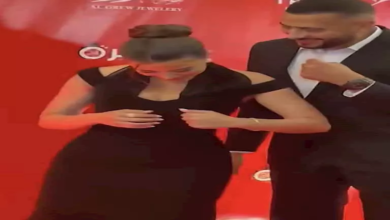 يارا السكري تمازح عصام السقا في حفل توزيع جوائز "Trend Awards" 2 يارا السكري تمازح عصام السقا في حفل توزيع جوائز "Trend Awards"