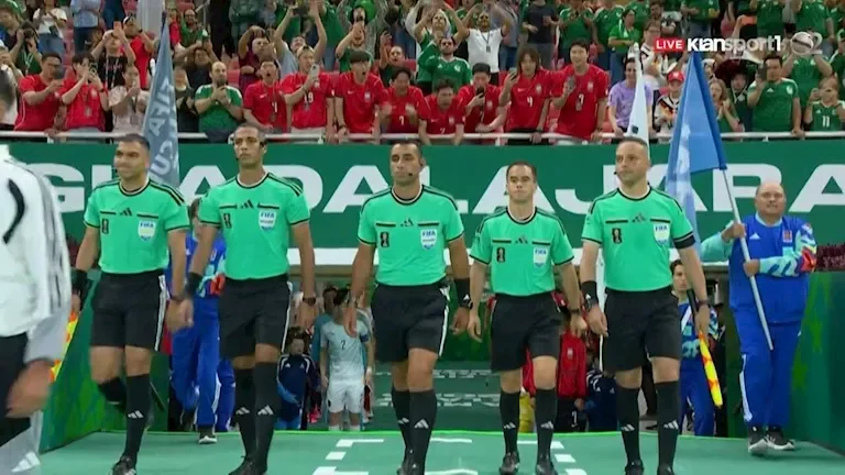 15 صورة للحكم أمين عمر في مباراة التشيك وكوريا الجنوبية بكأس العالم 2026