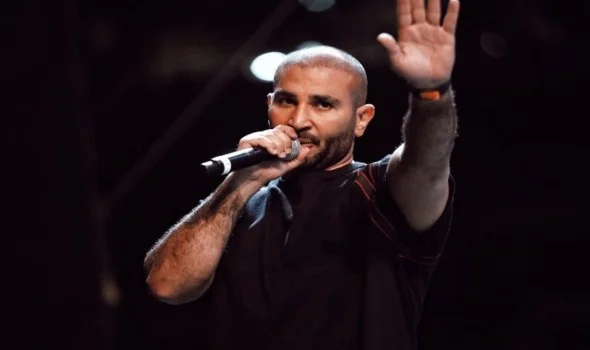 أحمد سعد يتعرض لانتقادات بسبب إطلالته الغريبة في آخر ظهور له