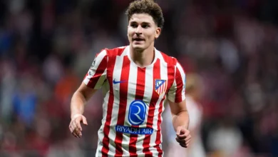 ألفاريز يطلب مغادرة أتلتيكو في ظل تنافس برشلونة وريال مدريد على ضمه