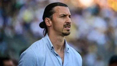 إبراهيموفيتش: نجم برشلونة يتوج بلقب أفضل لاعب في العالم