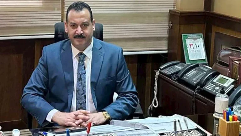 إحباط محاولة تهريب أدوية مخبأة داخل كراتين مياه زمزم في مطار القاهرة