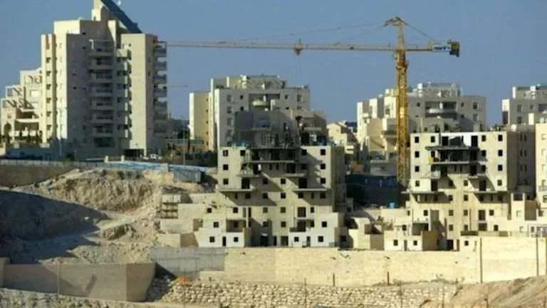 إسرائيل تخطط لتمويل 61 مستوطنة جديدة في الضفة الغربية: التفاصيل الكاملة