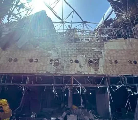 إصابات وأضرار في مطار الكويت بعد الهجوم الإيراني وتعليق الطيران