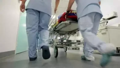 إصابة أم وأبنائها باشتباه تسمم غذائي بعد تناول وجبة من مطعم شهير في مدينة نصر