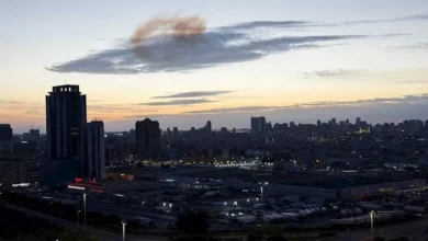 إصابة طفلة وأضرار بالمنازل جراء هجمات مسيّرات إيرانية على البحرين