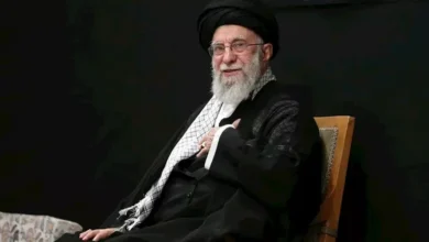 إيران تستعد لإقامة جنازة المرشد الراحل علي خامنئي على مدار ثلاثة أيام