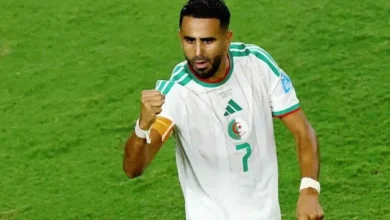 الأهلي السعودي يُفعل بند إنهاء عقد رياض محرز ويتخلى عن خدماته وعبء راتبه المرتفع