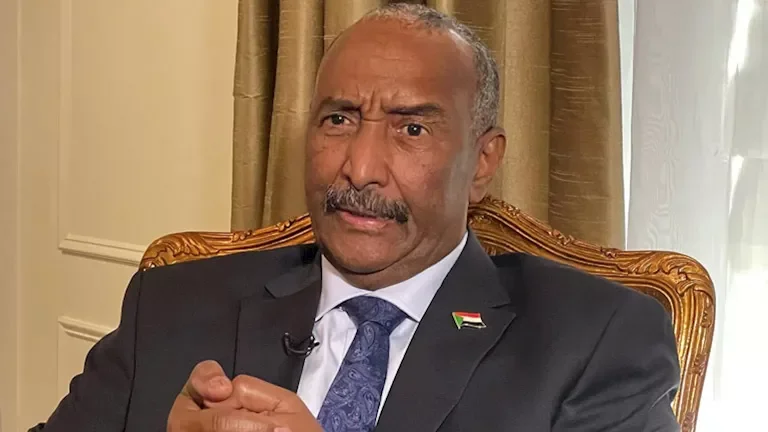 البرهان يؤكد: لن نشارك في مفاوضات دون تفكيك الميليشيا وتسليم سلاحها