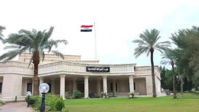 الحبس لمنتحل صفة موظف بهيئة النزاهة وابتزازه مواطنًا بـ 20 ألف دولار 3 الحبس لمنتحل صفة موظف بهيئة النزاهة وابتزازه مواطنًا بـ 20 ألف دولار