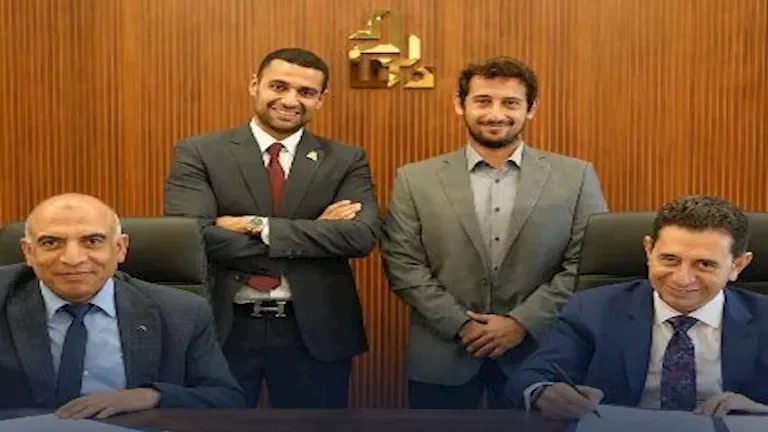 الخناجري ودلمار يطلقان صناعة فتحات السقف الذكية بمكون محلي 75% لأول مرة