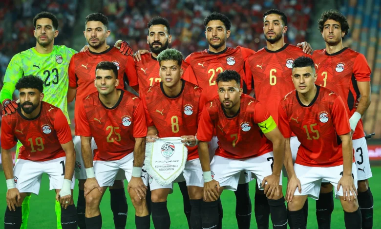 السخرية تطارد قميص منتخب مصر بينما تحظى المغرب والسعودية بالإشادة