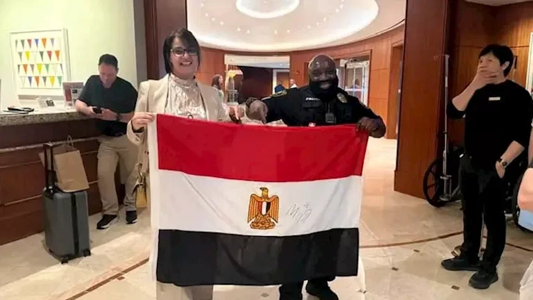 الشرطي الأمريكي مع المنتخب: سأزور مصر قريبًا وعائلتي مصدومة مما حدث