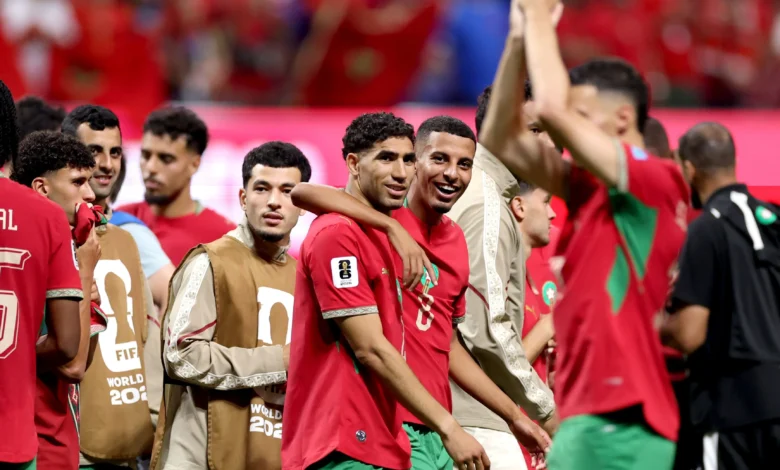 المغرب يحقق تعادلاً تاريخياً مع الجزائر ويكسر لعنة المونديال الغريبة