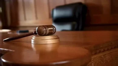 "امرأة في عزة تطلب الخلع بسبب عدم سداد زوجها لقرض من والدتها"