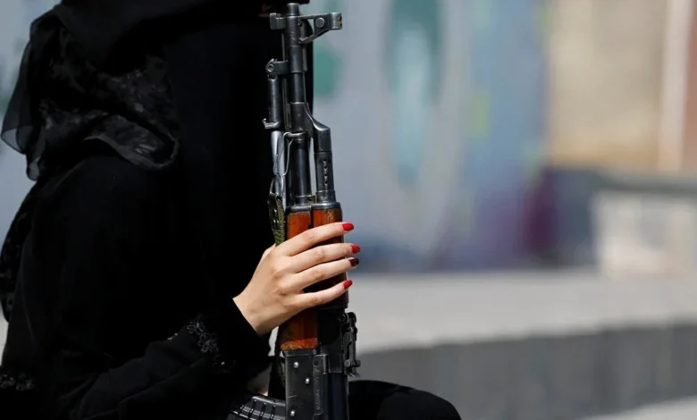 انتقام نسائي مفاجئ: تفاصيل محاولة صلح انتهت بـ3 جثث في اليمن