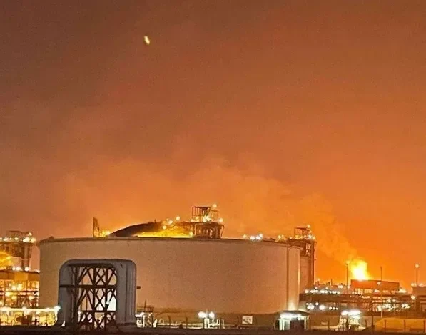 انفجار غاز في رأس لفان بقطر: إصابات ومفقودون - تفاصيل وصور