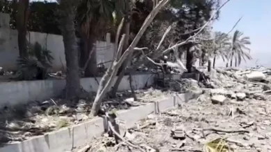 انهيار منزل صادق الصباح إثر غارة إسرائيلية على لبنان والمنتج يعلق 4 انهيار منزل صادق الصباح إثر غارة إسرائيلية على لبنان والمنتج يعلق
