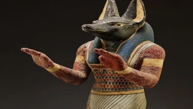برج أنوبيس الفرعوني: صفاته الغامضة وتوافقه مع الأبراج الأخرى 2 برج أنوبيس الفرعوني: صفاته الغامضة وتوافقه مع الأبراج الأخرى