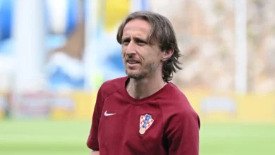 بيريز يؤكد على أهمية عودة مودريتش إلى ريال مدريد