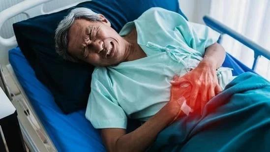 تأثيرات إزالة المرارة على جسمك: ماذا يجب أن تعرف؟