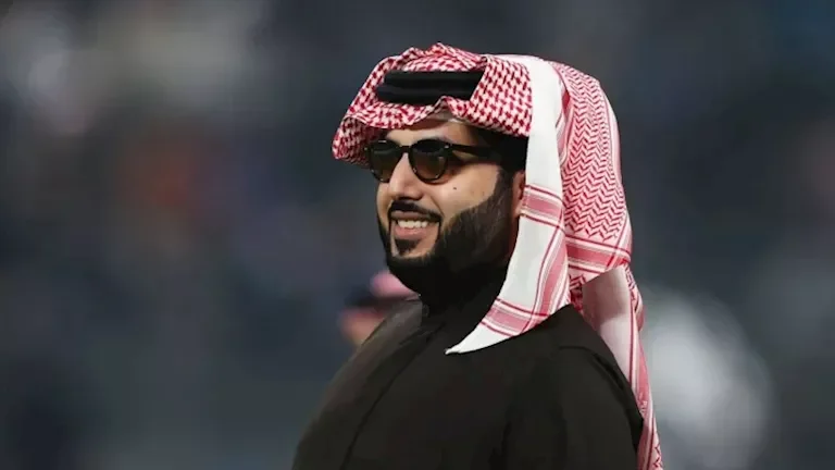 تركي آل الشيخ يروج لفيلم "الأمير" مع ظهور نجوم عالميين في التصوير