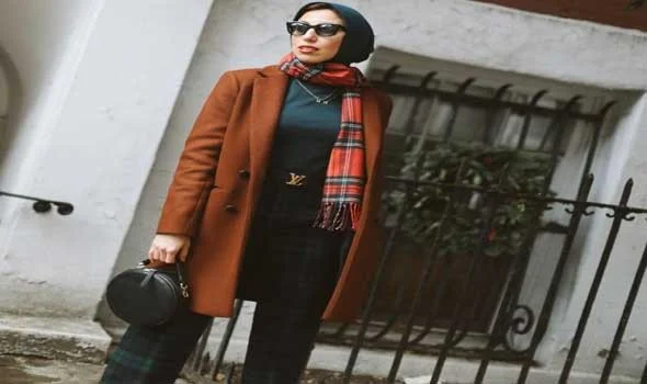 تنسيق الأوشحة الملونة بأساليب عصرية أنيقة