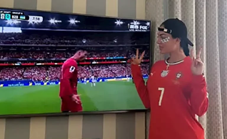 جورجينا تحتفل بأهداف رونالدو في كأس العالم بقميص البرتغال