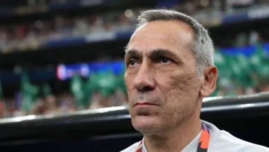 دونيس يكشف سبب الخروج المبكر من كأس العالم ويثني على اللاعبين وينتقدهم