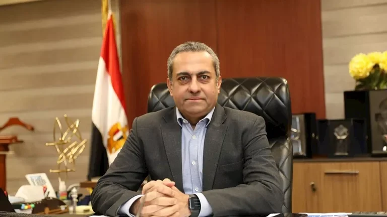 رئيس شركة العاصمة الجديدة: مشاكل تقنية قد تعيق عرض مباراة مصر وإيران في "فان زون"