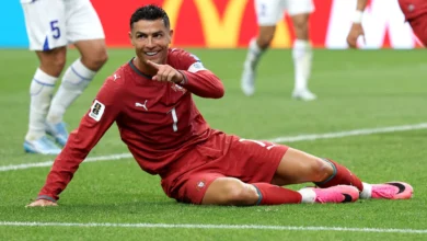 رونالدو يحقق الثأر من كانافارو بعد 18 عاماً