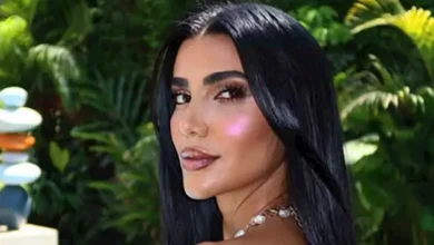 ريم سامي تتألق بفستان أسود جريء في أحدث إطلالة لها 2 ريم سامي تتألق بفستان أسود جريء في أحدث إطلالة لها